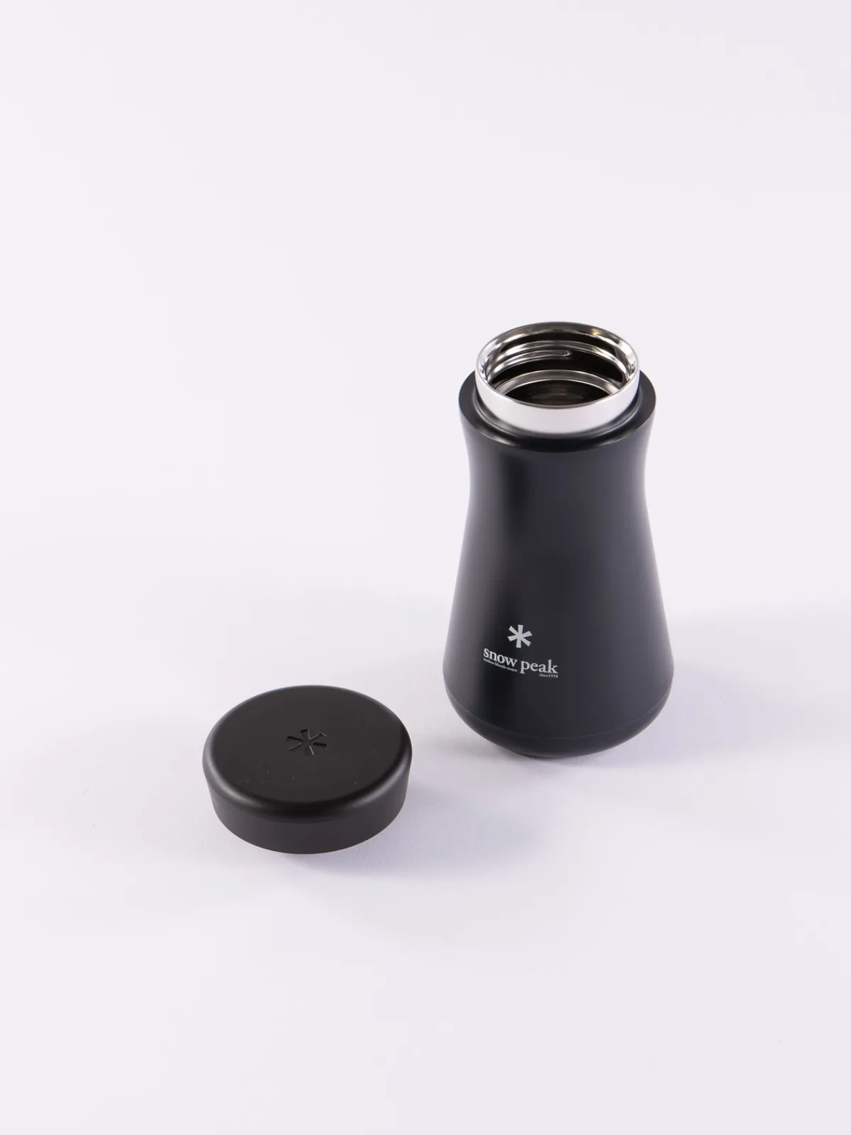Black TSUZUMI 350 Stainless Vacuum Bottle | Snow Peak Clearance