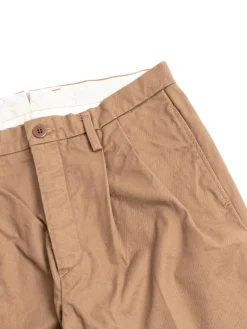 CHINO 2TUCK PANTS BROWN | SEUVAS New