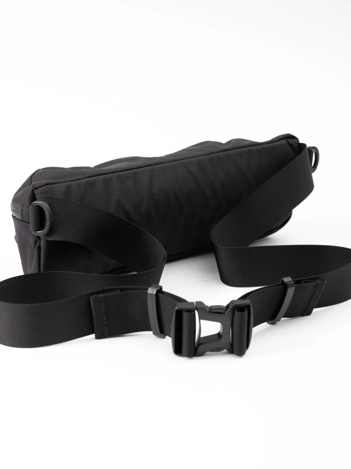 HEATHER WAIST BAG BLACK | and wander Flash Sale