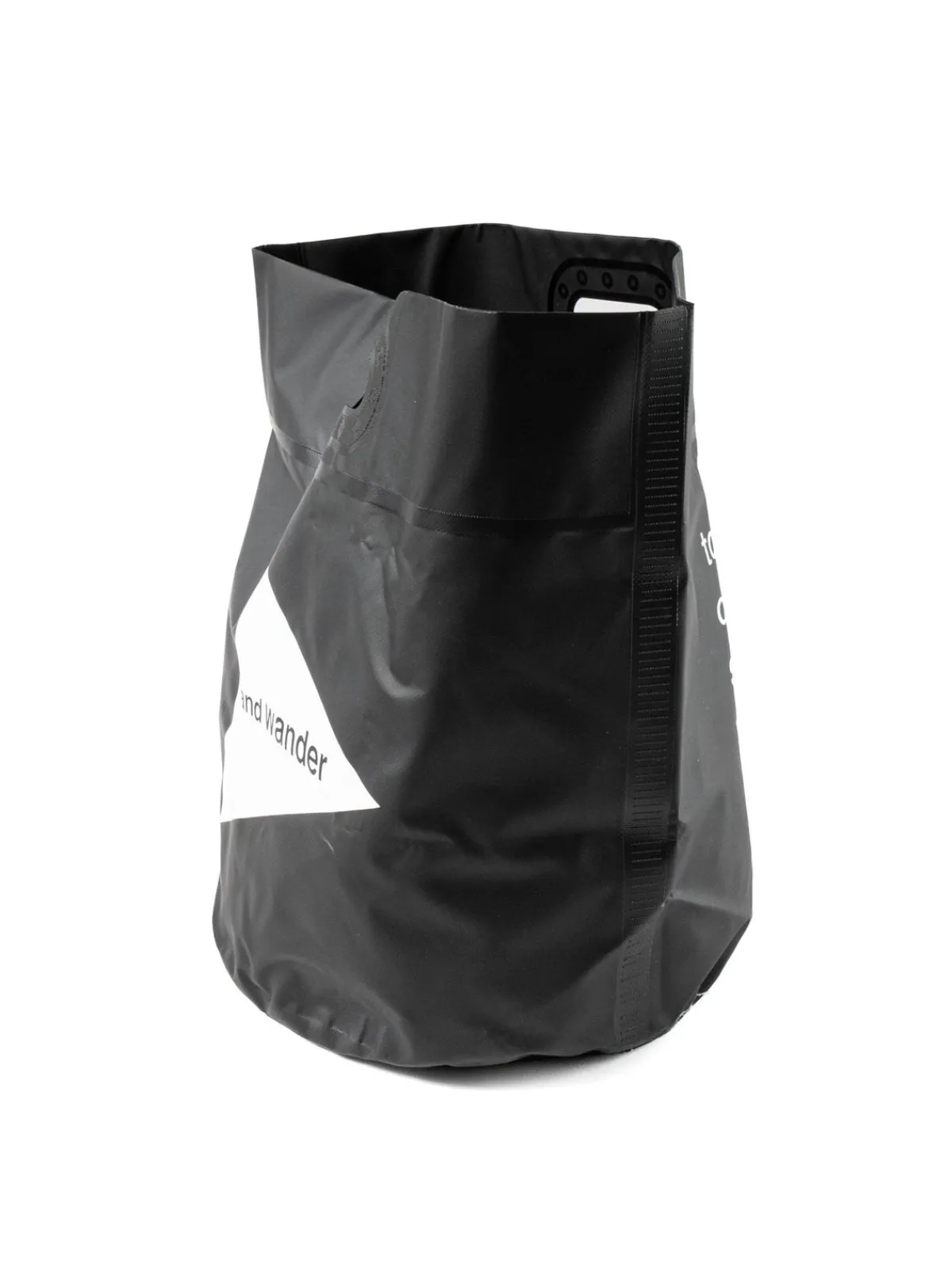STORAGE BUCKET 35L BLACK | and wander Hot