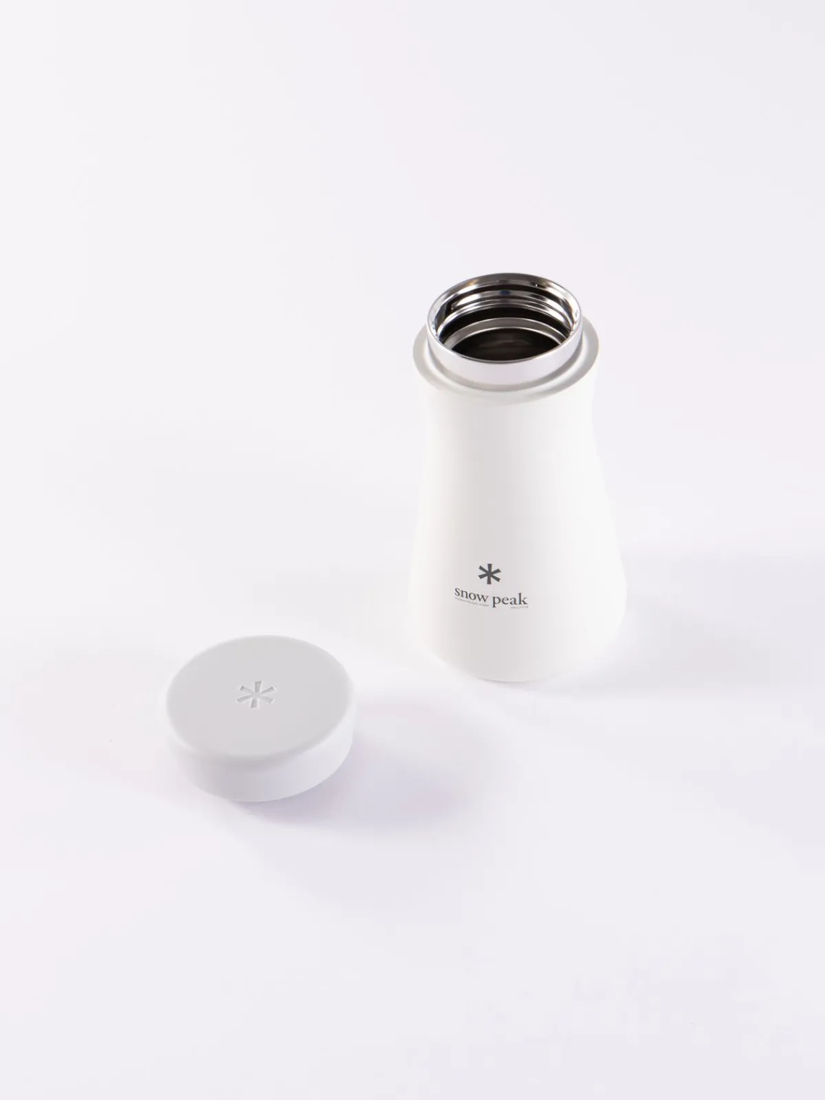 White TSUZUMI 350 Stainless Vacuum Bottle | Snow Peak Hot